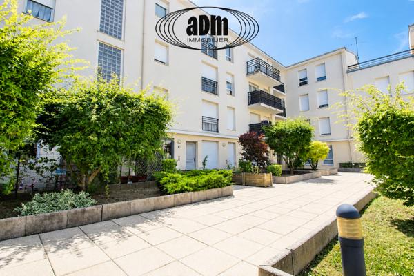 Appartement
                                                                                                                                                                                                                                                                                                                        3 pièce(s)                                                                                                                                                                                                          2 chambre(s)                                                                                                                                                                                                          64.74  m²