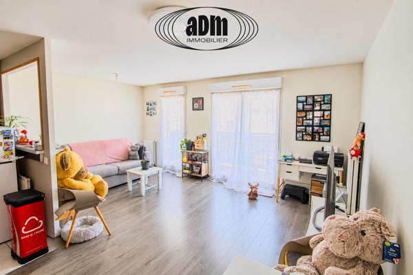 Appartement
                                                                                                                                                                                                                                                                                                                        3 pièce(s)                                                                                                                                                                                                          2 chambre(s)                                                                                                                                                                                                          64.74  m²
