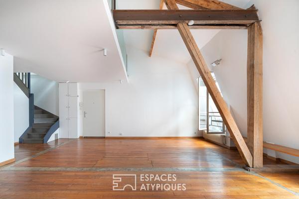 Un loft sous les toits, au coeur du Paris historique