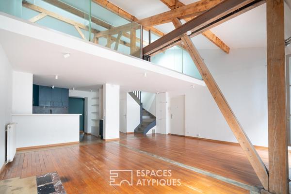 Un loft sous les toits, au coeur du Paris historique