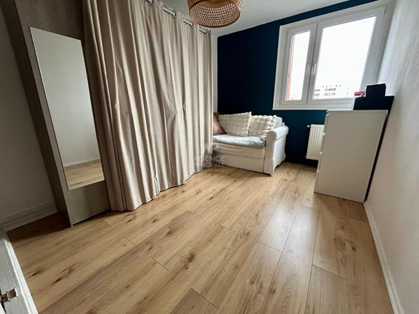 Appartement Poissy 3 pièce(s) 56 m2 229 000 € ** - Référence 9094