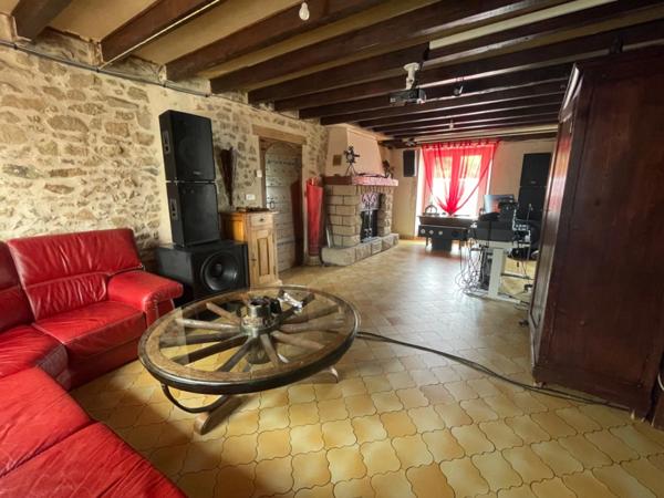 Propriété 250m2 avec studio indépendant LIZIERES (23)