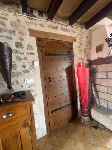 Propriété 250m2 avec studio indépendant LIZIERES (23)