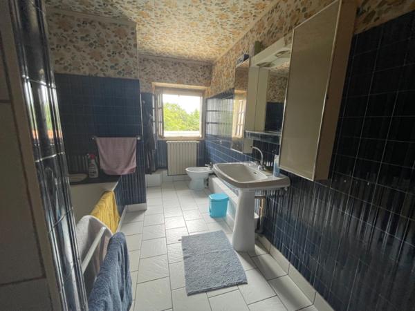 Propriété 250m2 avec studio indépendant LIZIERES (23)