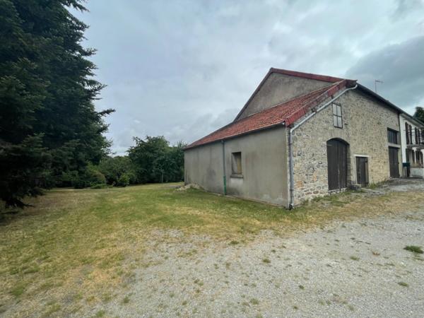 Propriété 250m2 avec studio indépendant LIZIERES (23)