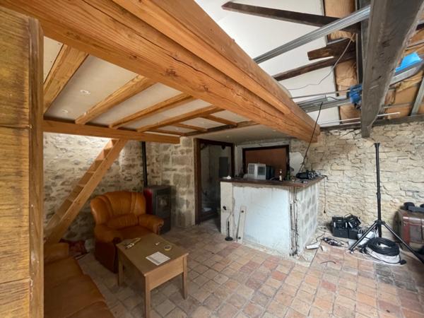 Propriété 250m2 avec studio indépendant LIZIERES (23)