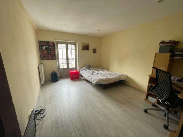 Propriété 250m2 avec studio indépendant LIZIERES (23)