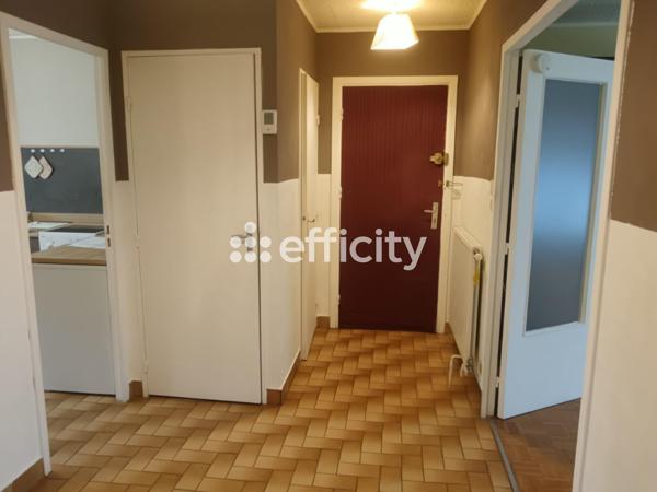 Appartement
         3 pièces
        - 67 m² 85 000 € *