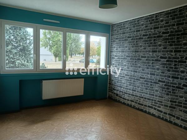 Appartement
         3 pièces
        - 67 m² 85 000 € *