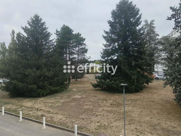 Appartement
         3 pièces
        - 67 m² 85 000 € *