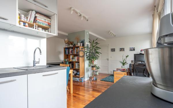Appartement à vendre    2 pièces • 48,04 m2 Saint-Maur-des-Fossés