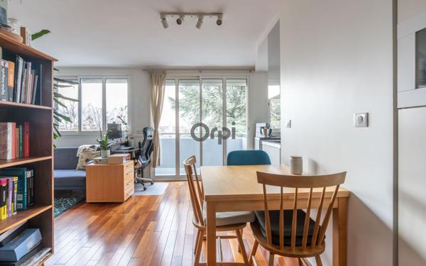 Appartement à vendre    2 pièces • 48,04 m2 Saint-Maur-des-Fossés