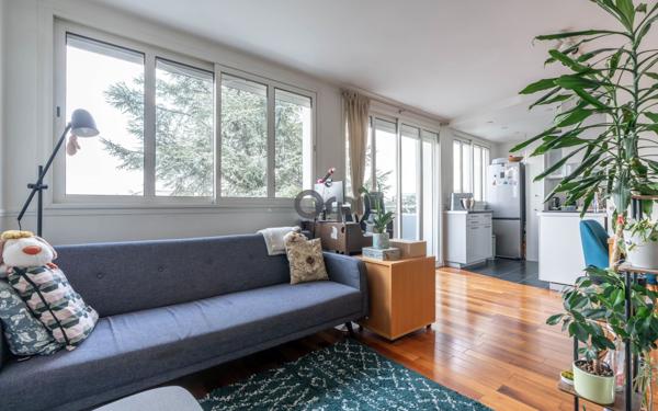 Appartement à vendre    2 pièces • 48,04 m2 Saint-Maur-des-Fossés