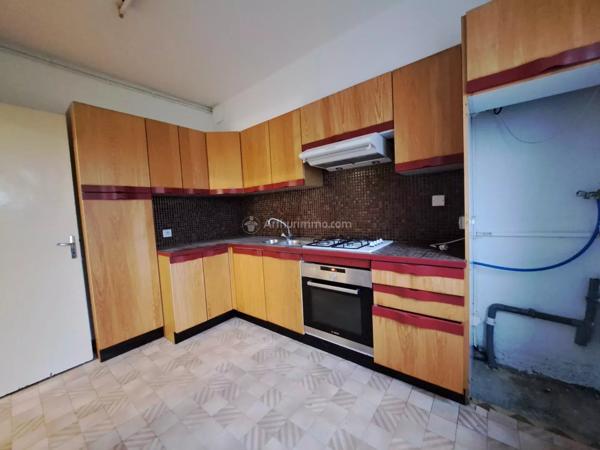 Location                                                      Maison de ville
                        
                     4 pièces                      82 m2                     à Carmaux