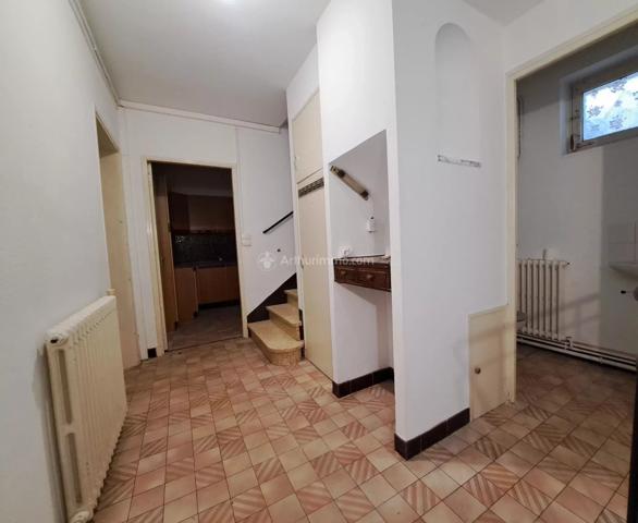 Location                                                      Maison de ville
                        
                     4 pièces                      82 m2                     à Carmaux