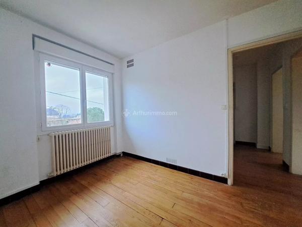 Location                                                      Maison de ville
                        
                     4 pièces                      82 m2                     à Carmaux