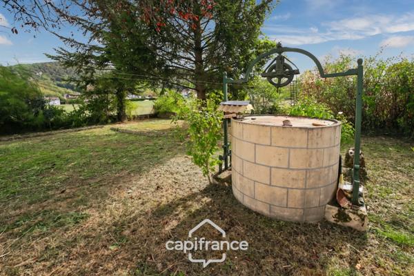 Maison à rénover 3 chambres avec jardin, garage et vue sur le Revermont, à Beaufort-Orbagna (39)