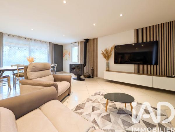 Maison à vendre 6 pièces 142 m² Laissac-Sévérac l'Église