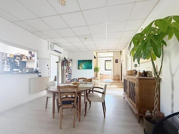 Montastruc La `Conseillère - Immeuble  - 275 m2