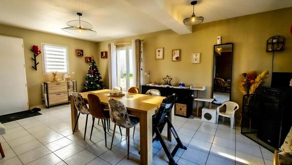 Maison à vendre 5 pièces IRODOUER (35)
