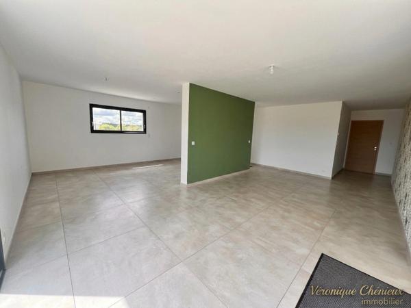 Maison contemporaine  à vendre de plein pied 5 pièces ISLE (87)
