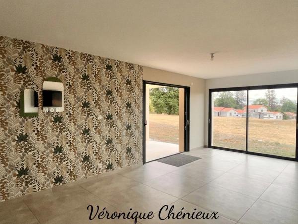 Maison contemporaine  à vendre de plein pied 5 pièces ISLE (87)