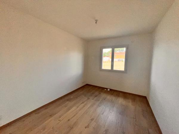 Maison contemporaine  à vendre de plein pied 5 pièces ISLE (87)