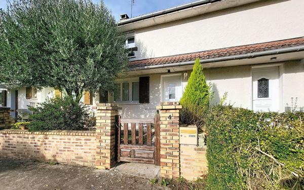 Maison à vendre    4 pièces • 78,20 m2 Ozoir-la-Ferrière