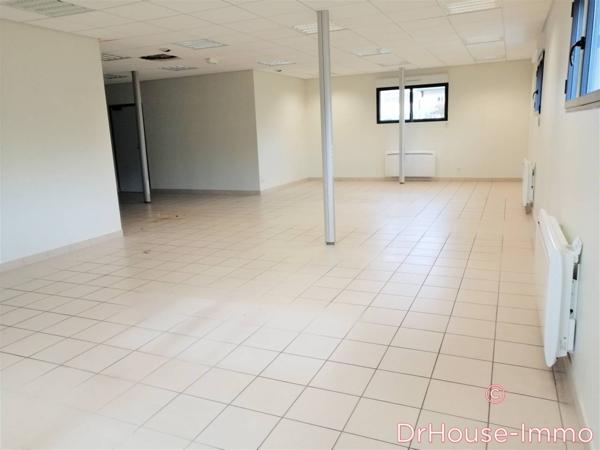 Bureau à vendre 13 pièces de 400 m²