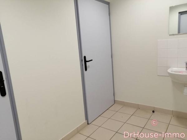 Bureau à vendre 13 pièces de 400 m²