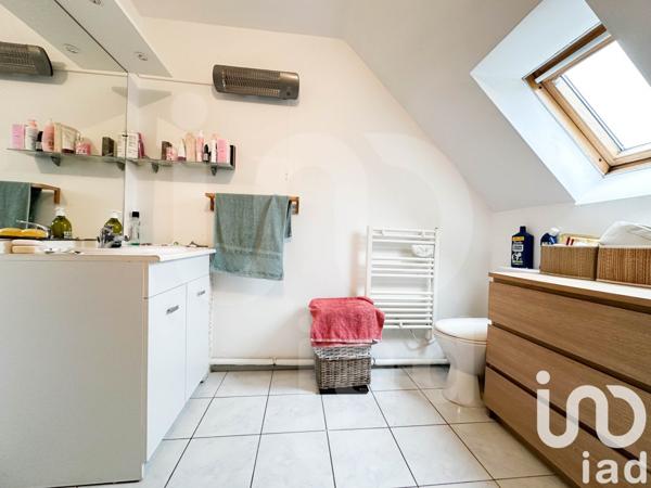 Maison traditionnelle 5 pièces de 100 m² à Longueil-Annel (60150)