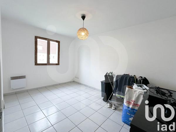 Maison traditionnelle 5 pièces de 100 m² à Longueil-Annel (60150)