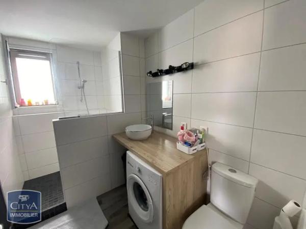Appartement à louer 1 pièce 30.14m² Cholet (49300)