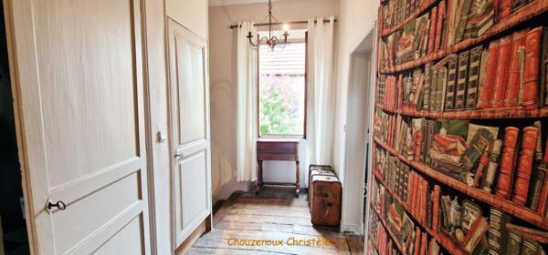 24290  Montignac Lascaux : Maison du 17 e siècle