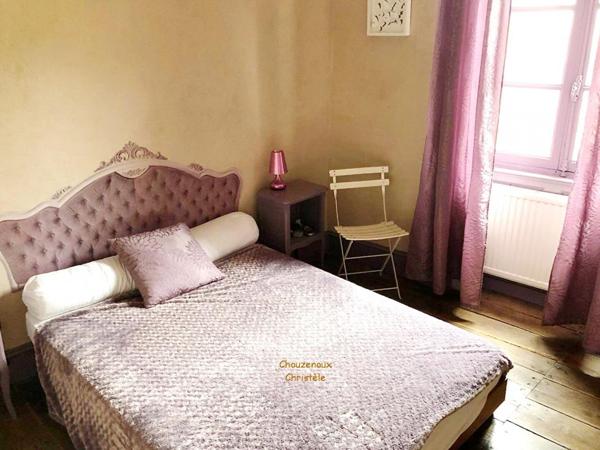 24290  Montignac Lascaux : Maison du 17 e siècle