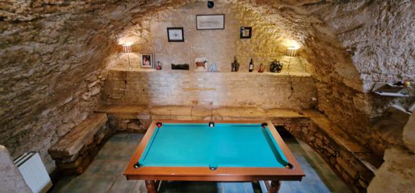 24290  Montignac Lascaux : Maison du 17 e siècle