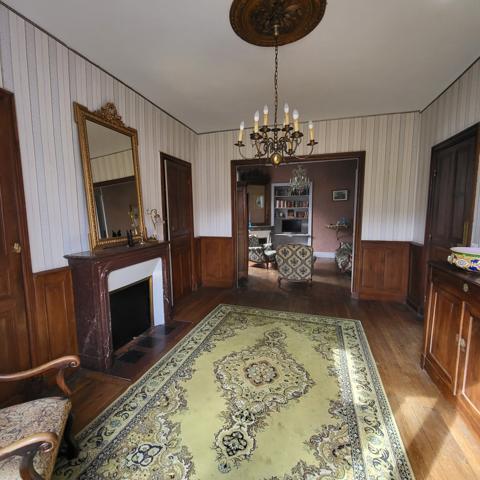 Maison bourgeoise MARCENAT Marcenat (15190)