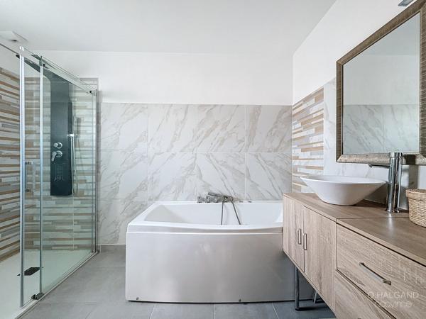 Plain pied - Mer et commerces à Pied - Au calme