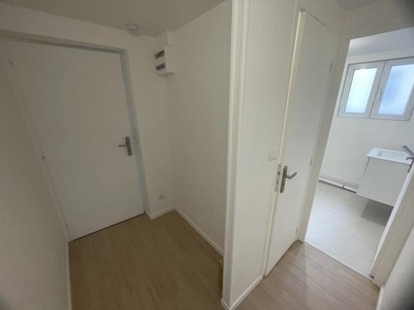Location Appartement 3 pièces 56 m2 à Saint-Quentin