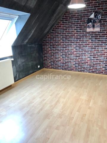 ***GAINNEVILLE***maison non mitoyenne de 126m² avec vie de plain pied composée de 4 chambres, 2 salles de bains, jardin et garage