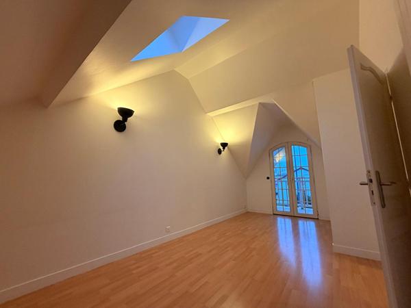 Maison Drancy 5 pièce(s) 117 m2 - 2/3 logements