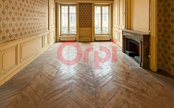 Appartement à vendre    5 pièces • 113,72 m2 Lyon 2