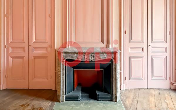 Appartement à vendre    5 pièces • 113,72 m2 Lyon 2