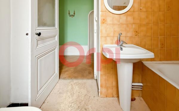 Appartement à vendre    5 pièces • 113,72 m2 Lyon 2