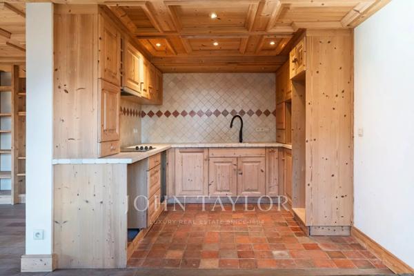 APPARTEMENT - PROCHE CENTRE