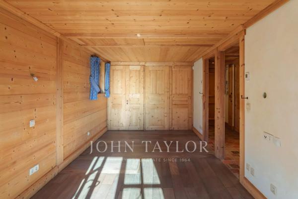 APPARTEMENT - PROCHE CENTRE