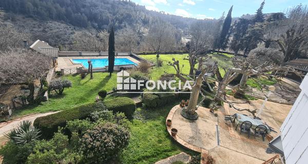 À vendre Maison 9 pièces 335 m² - Cahors 46000