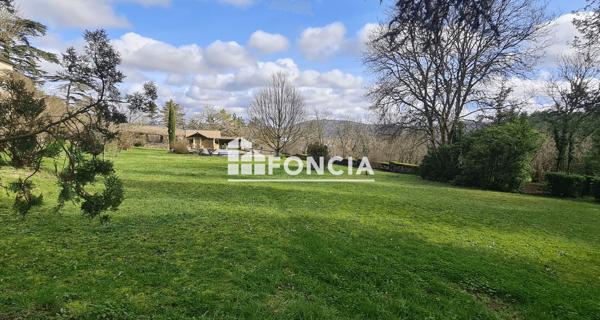 À vendre Maison 9 pièces 335 m² - Cahors 46000