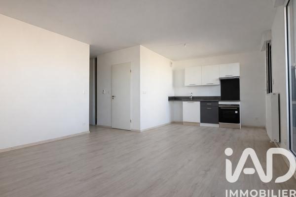 Location appartement 3 pièces 61 m² Tours