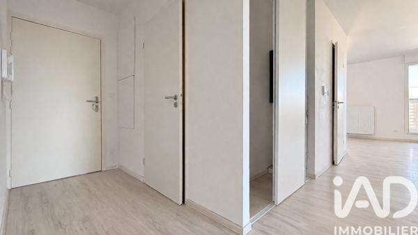 Location appartement 3 pièces 61 m² Tours